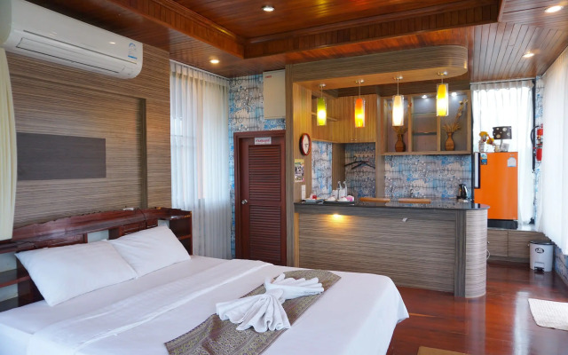 Phuruaboutique Hotel & Saunas