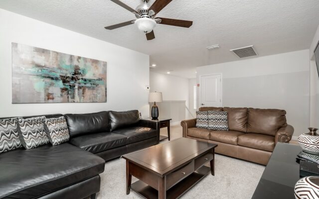 6bed 5Ba Villa Game Room Pool Spa