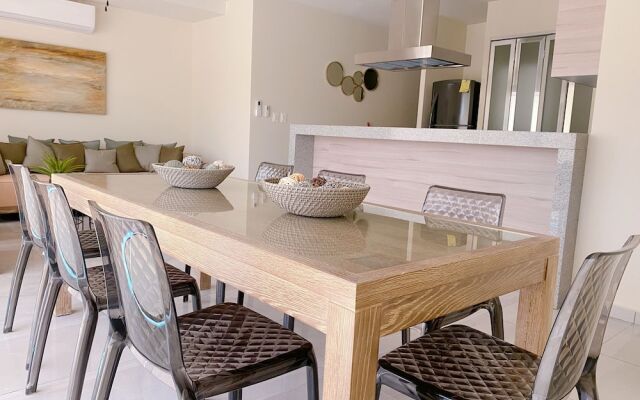 Luxury 2 & 3 Bedroom Apartments