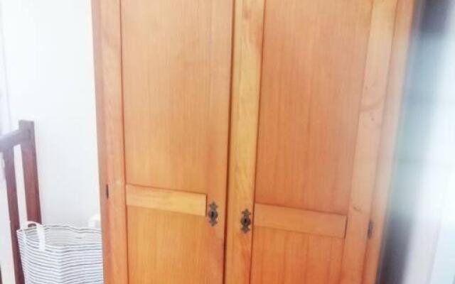 Maison au milieu des pins entre golf et océan