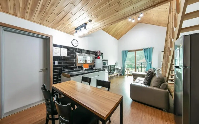 Gapyeong Twelve Pension