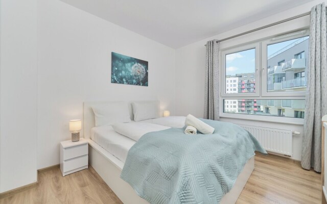 Family Apartment Wrocław by Renters