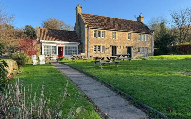 Ford Village Bed & Breakfast