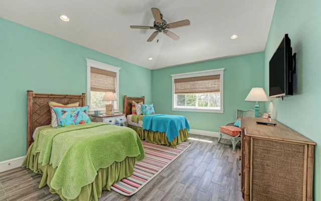 Blue Palm Paradise - 205 - 65th