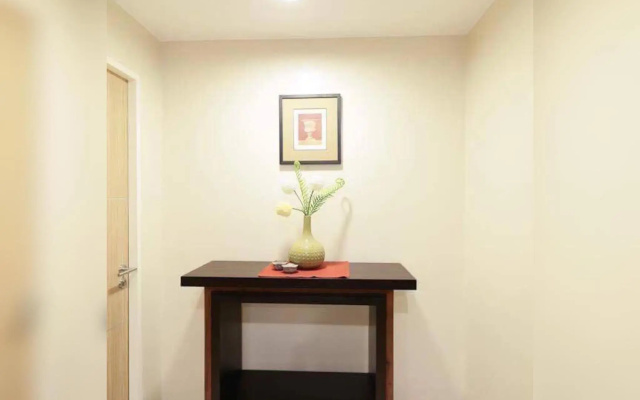 Miranda 514B by Raquel's Place at Pico de Loro