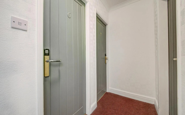 OYO London 24 Sussex