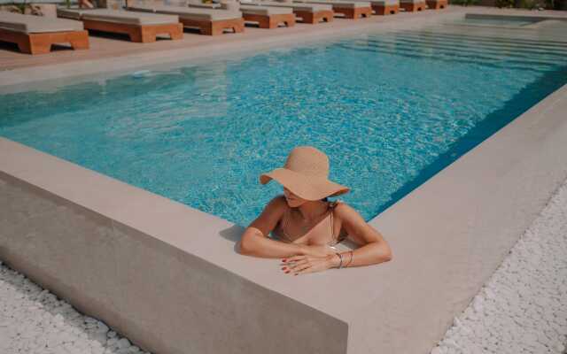 Marble Luxury Suites