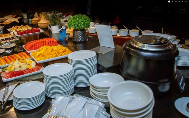 Golden Tulip Accra