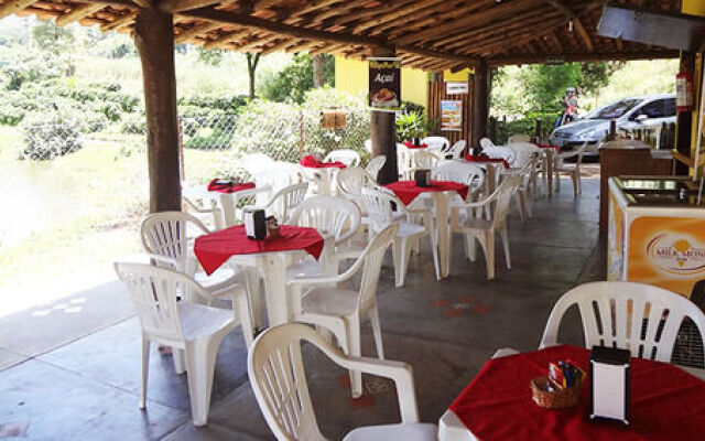 Camping e Pousada Paiol