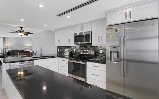 South Seas Tower 4-1204