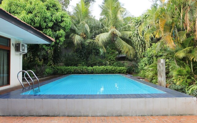 OYO 102 GP Residence
