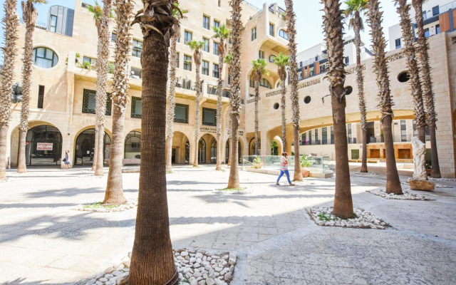 Jaffa Residence by HolyGuest