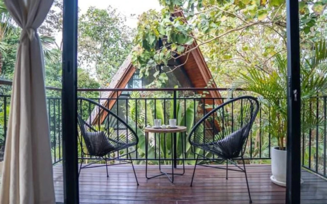 Azure 2BR Modern Private Pool Villa in Pererenan