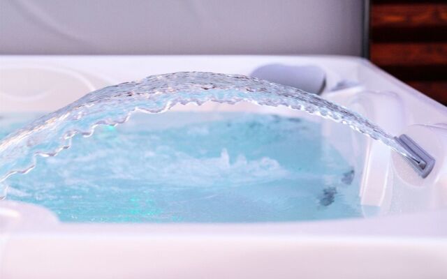 Apartment and Rooms Ana