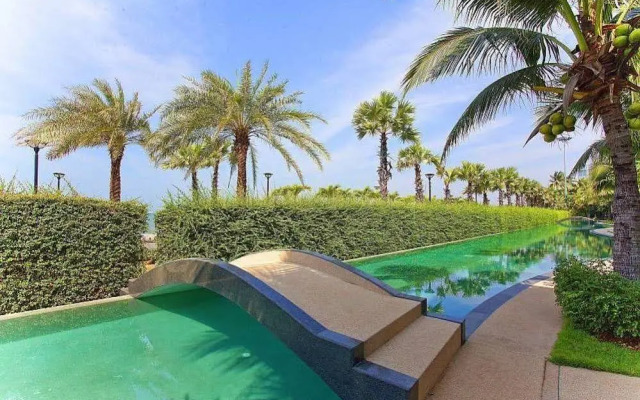 Ocean Fringe Apartment A