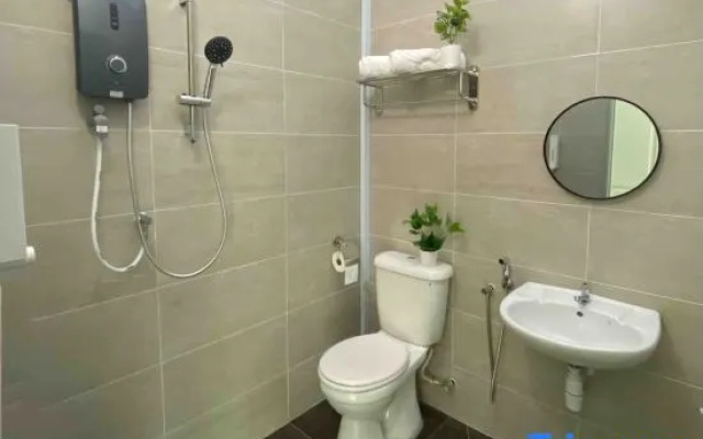 LYL Homestay Ipoh /4BR 10PAX – Bathroom – Ipoh