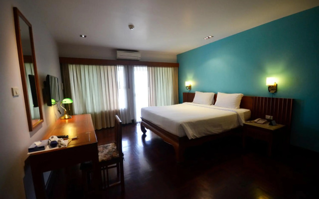 Sakorn Residence and Hotel