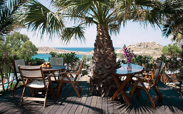 Zephyros Hotel