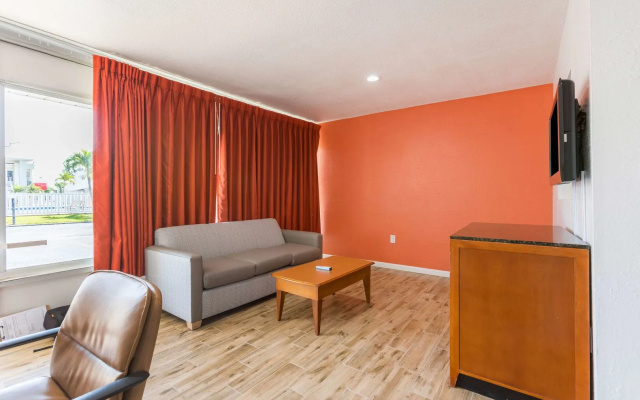 Motel 6 Englewood