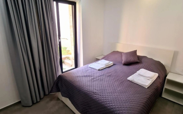 Luxury apartments step to the sea