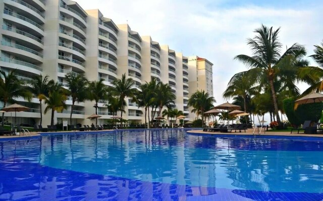 CONDO VILLA MAGNA by TRVL2HM