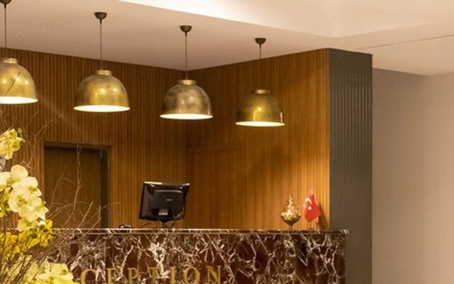 Cashmere Hotel