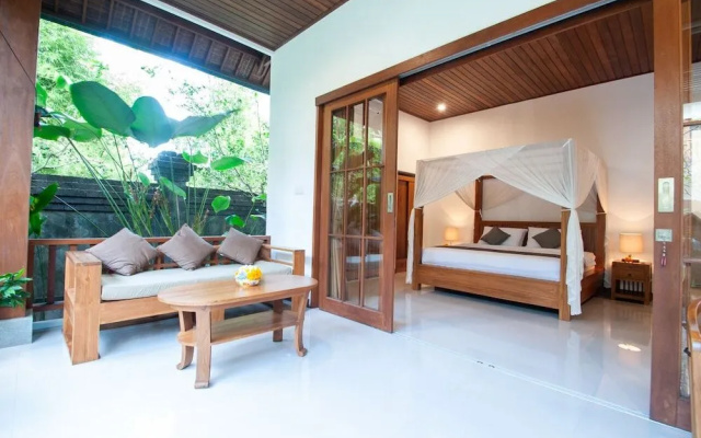 Flamboyant Villa Ubud