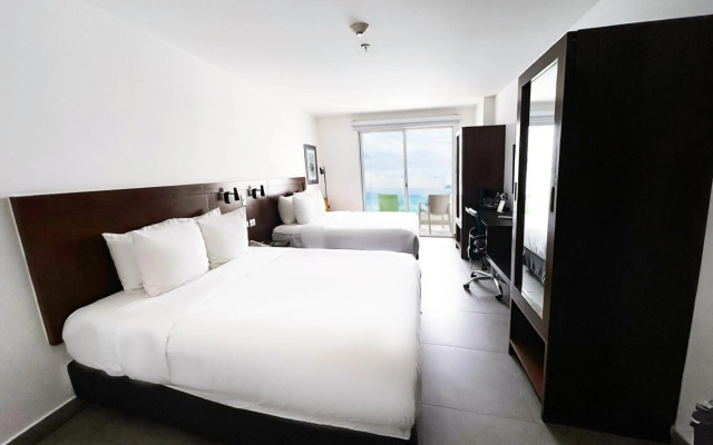 Park Inn by Radisson Mazatlán