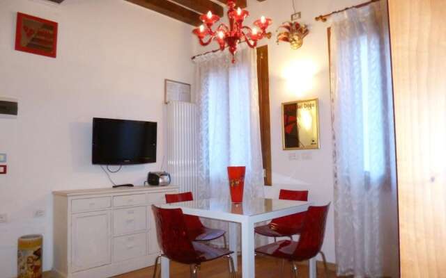 Grimaldi Apartments - Corte Contarina