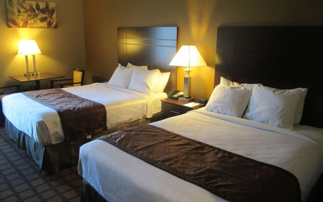 Best Western Plaza Hotel Saugatuck