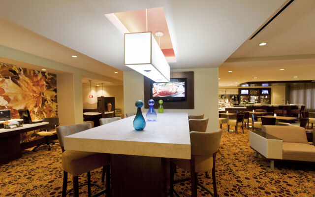 Fairfield Inn & Suites by Marriott Albany Airport