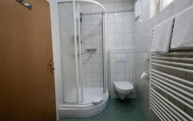Fischwirtshaus Landmotel "Die Donaurast"