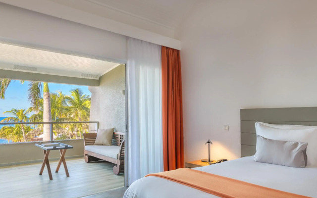 Christopher Hotel