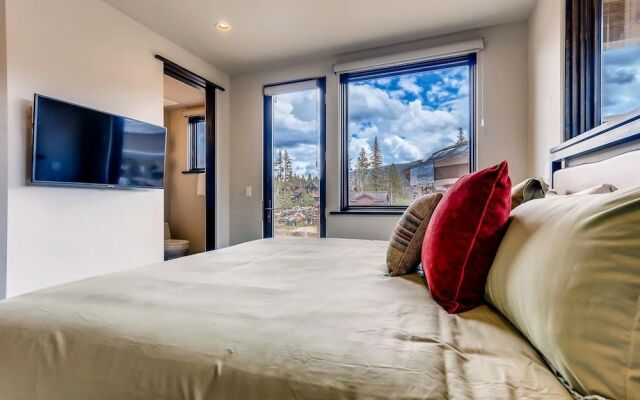 Disconnect at the Breck Connect