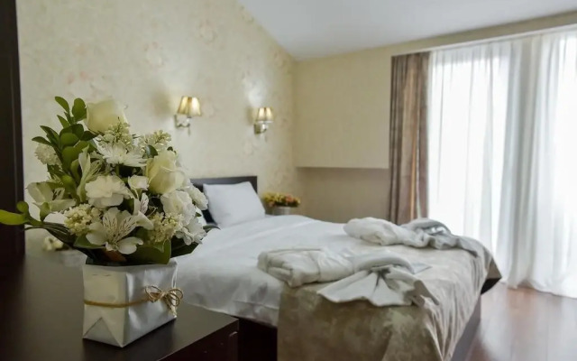 Marialuis Hotel