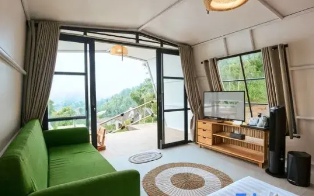 Luxcamp Selo - Merapi View by Horison