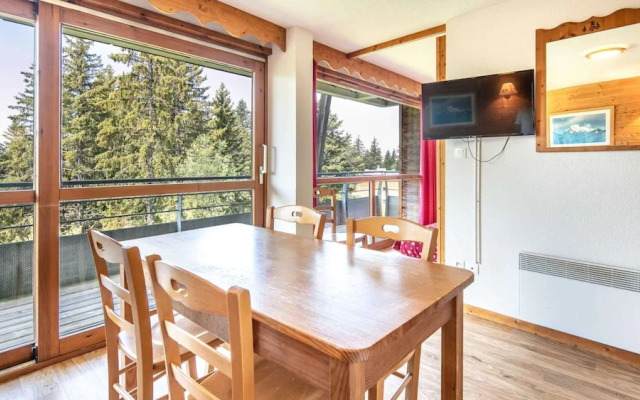 Apartment in Chamrousse With Mountain Views