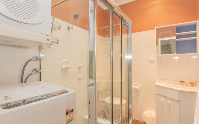 Charvel 1 35 Gippsland Street