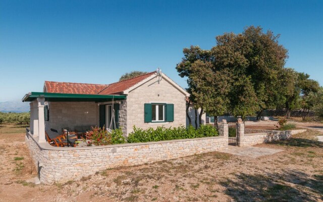Beautiful Home in Postira With 2 Bedrooms, Wifi and Outdoor Swimming Pool