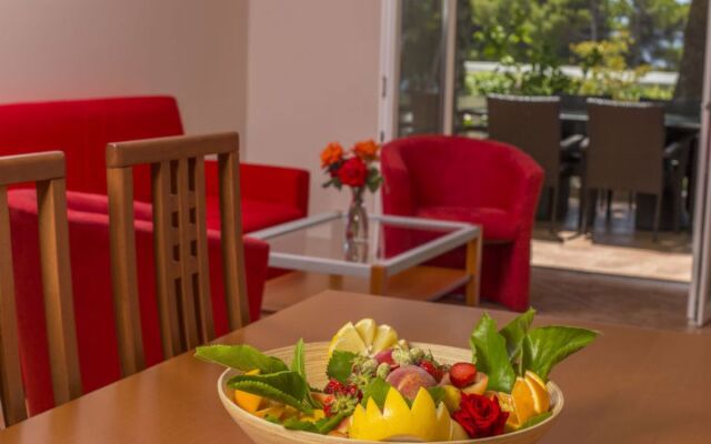 Matilde Beach Resort 28223