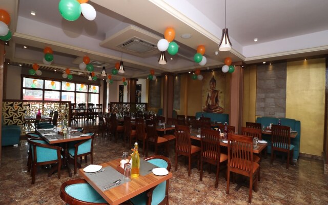 OYO 14898 Hotel Dwarika