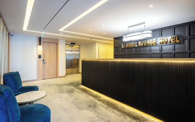 Premier Lounge Hotel