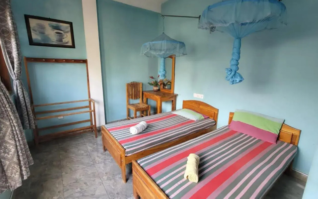 Thomasha Holiday Inn