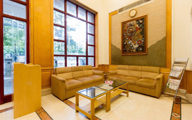 Fabhotel Metro Manor Central Station