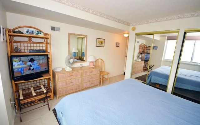 Surfside 84 #14 - 2 Br Condo