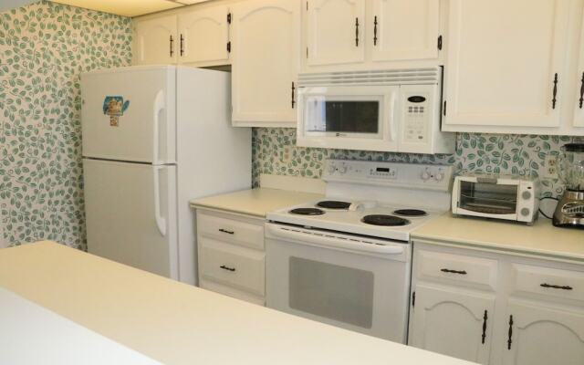 Jamaica Royale 703 - 2 Br Condo