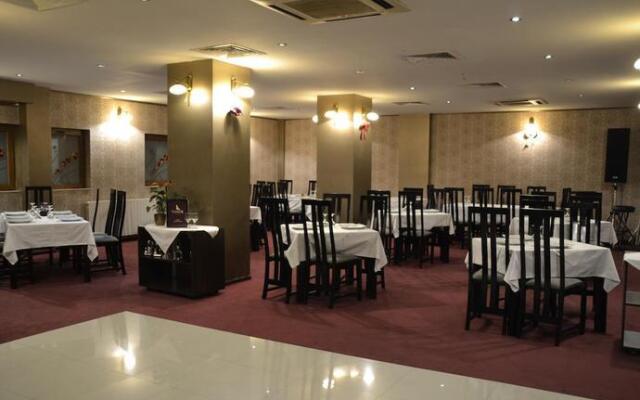 Hotel Condor