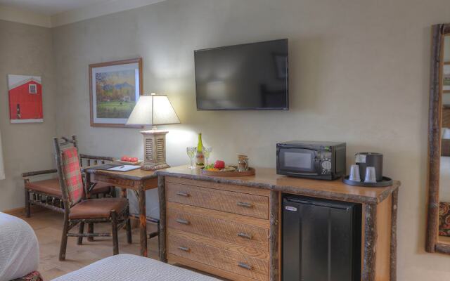 Lodge at Five Oaks Pigeon Forge - Sevierville