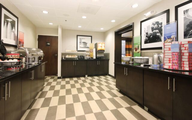 Hampton Inn Kansas City/Overland Park