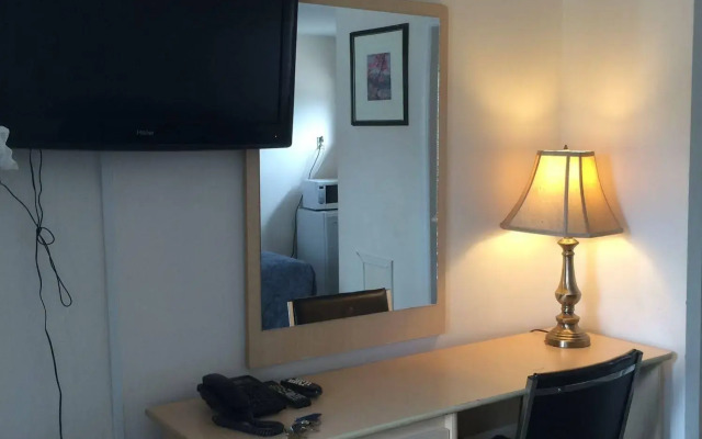 Travellers Motel